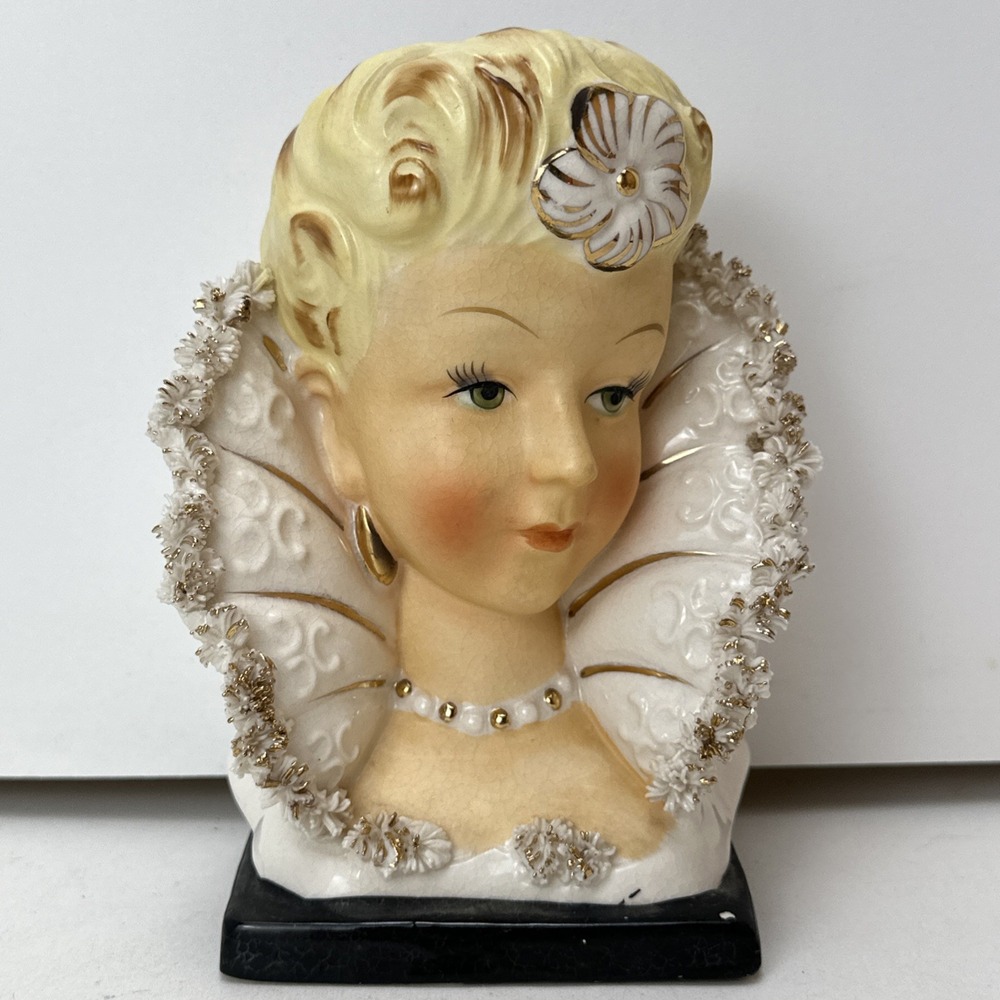 Ucagco Lady Victorian Headvase Open Green Eyes Flower High Fan Collar 6 1/4"